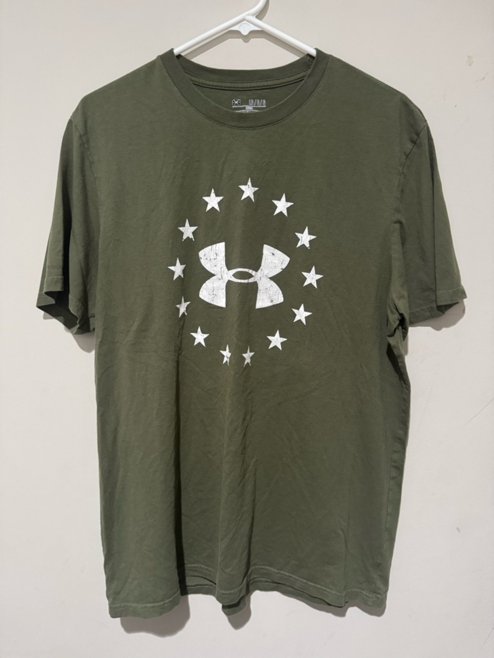 Under Armour Olive Green Short Sleeve Tee with White Star Emblem